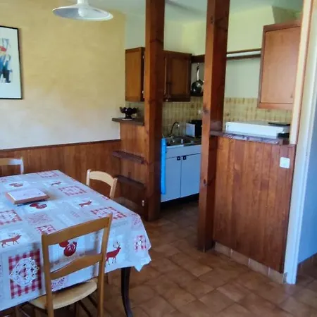 La Lorraine Apartment
